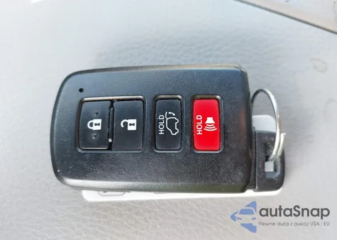 2018 Toyota Highlander Xle from USA, damaged, VIN 5TDJZRFH2JS542288